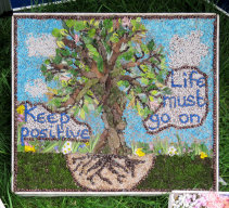 Well Dressing (2)