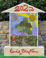 Children&rsquo;s Well Dressing