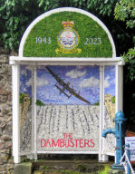 Main Well Dressing