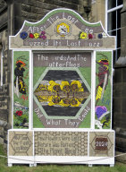 Coldwell End Well Dressing