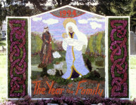 St Michael&rsquo;s Church Well Dressing
